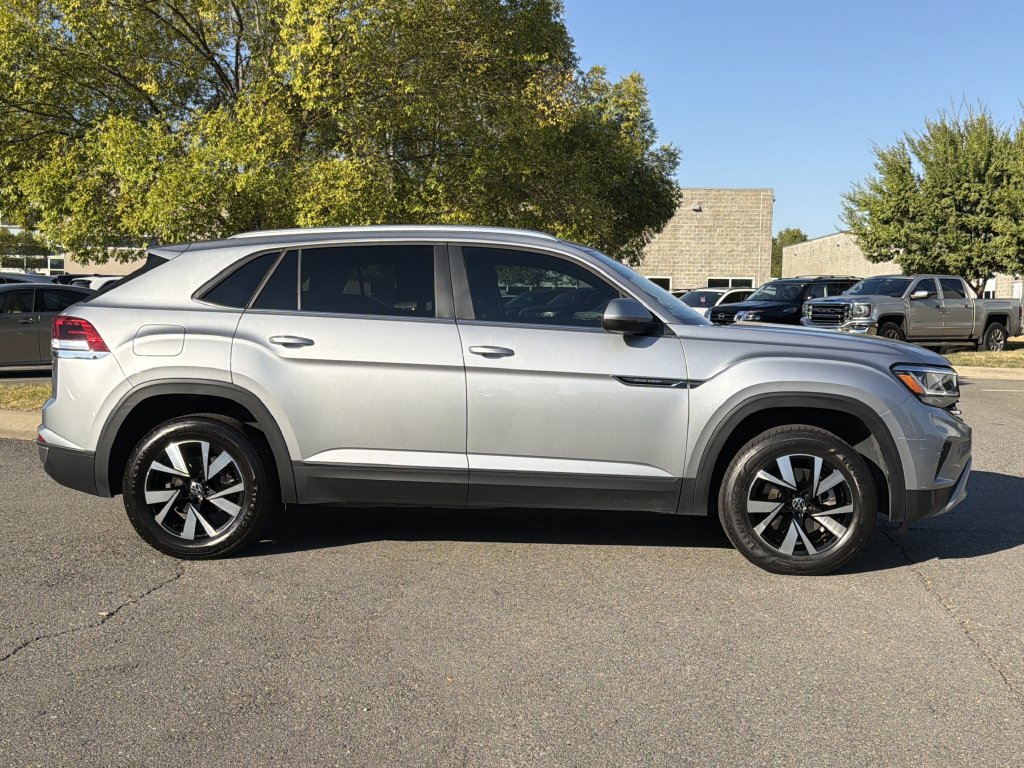 Used 2023 Volkswagen Atlas Cross Sport 2.0T SE SUV
