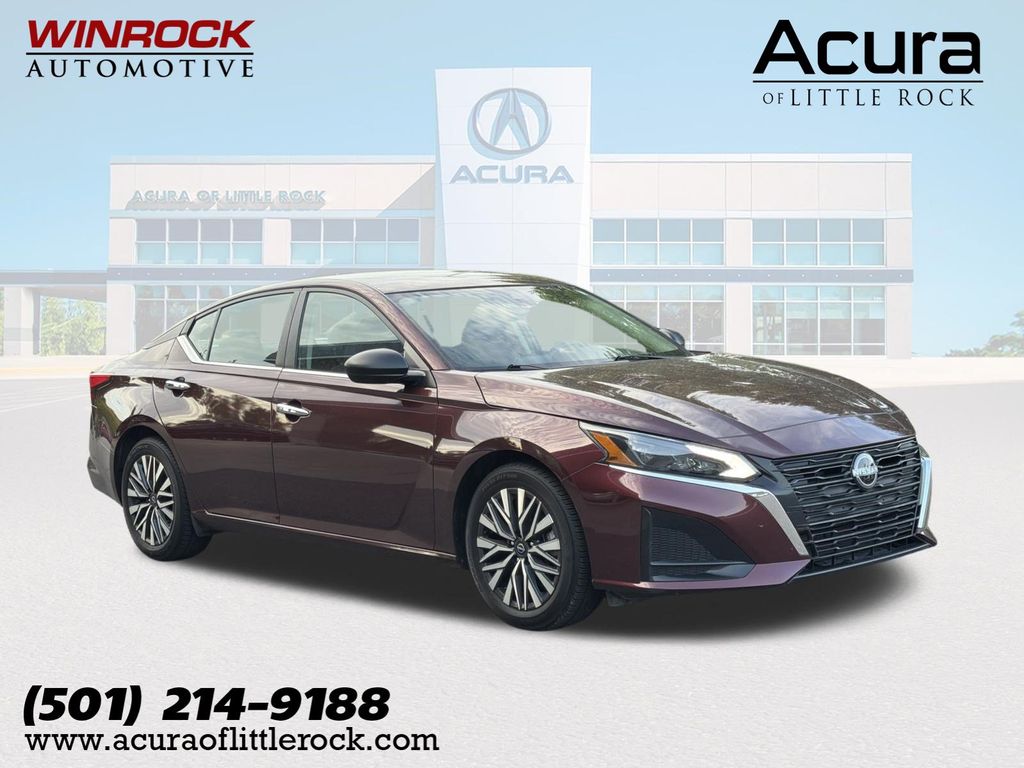 2025 Nissan Altima