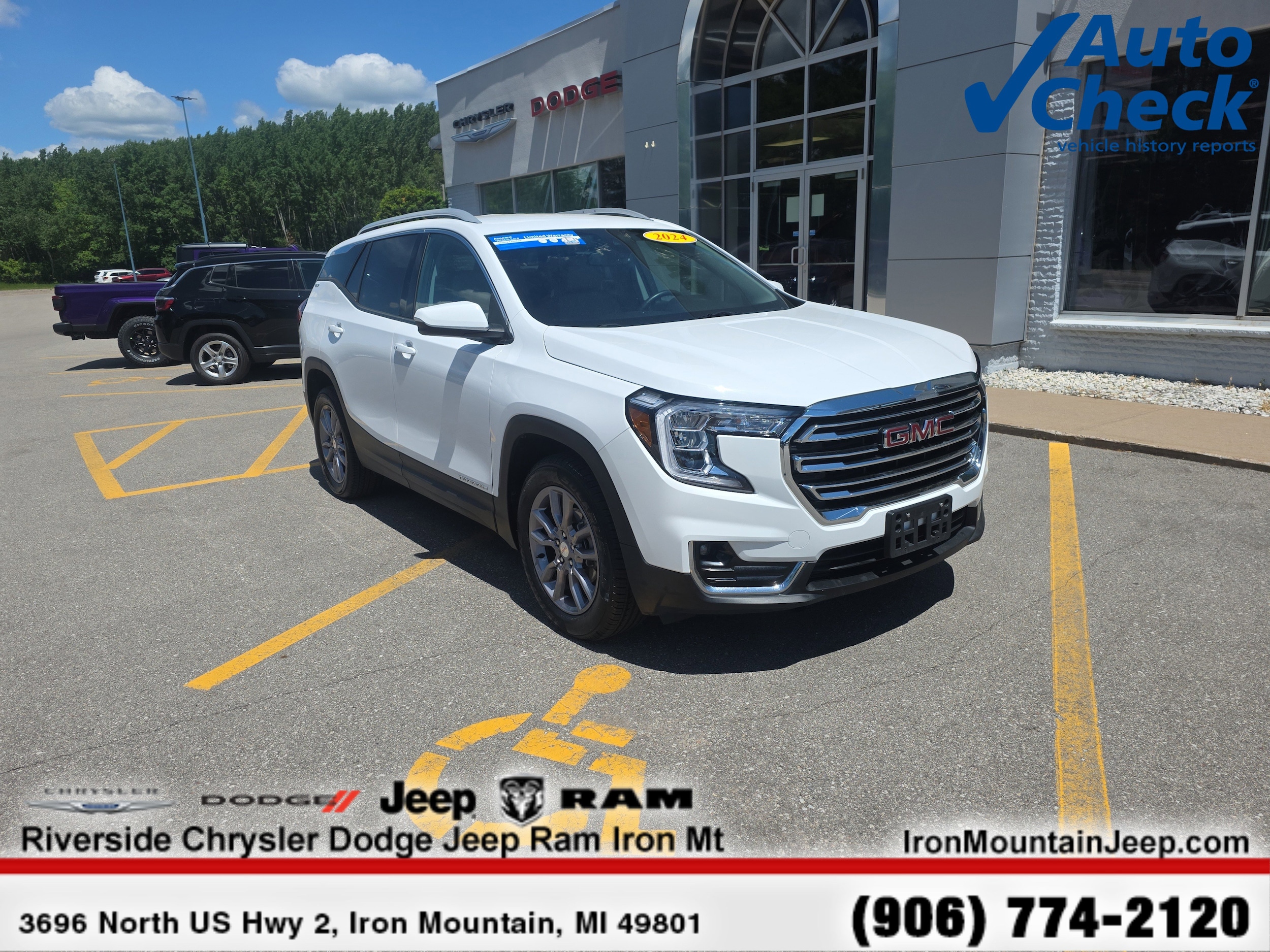 2024 GMC Terrain SLT