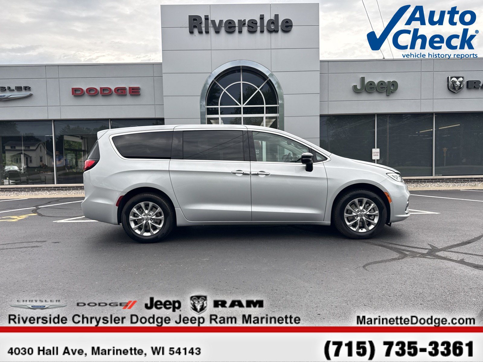 2024 Chrysler Pacifica Touring L