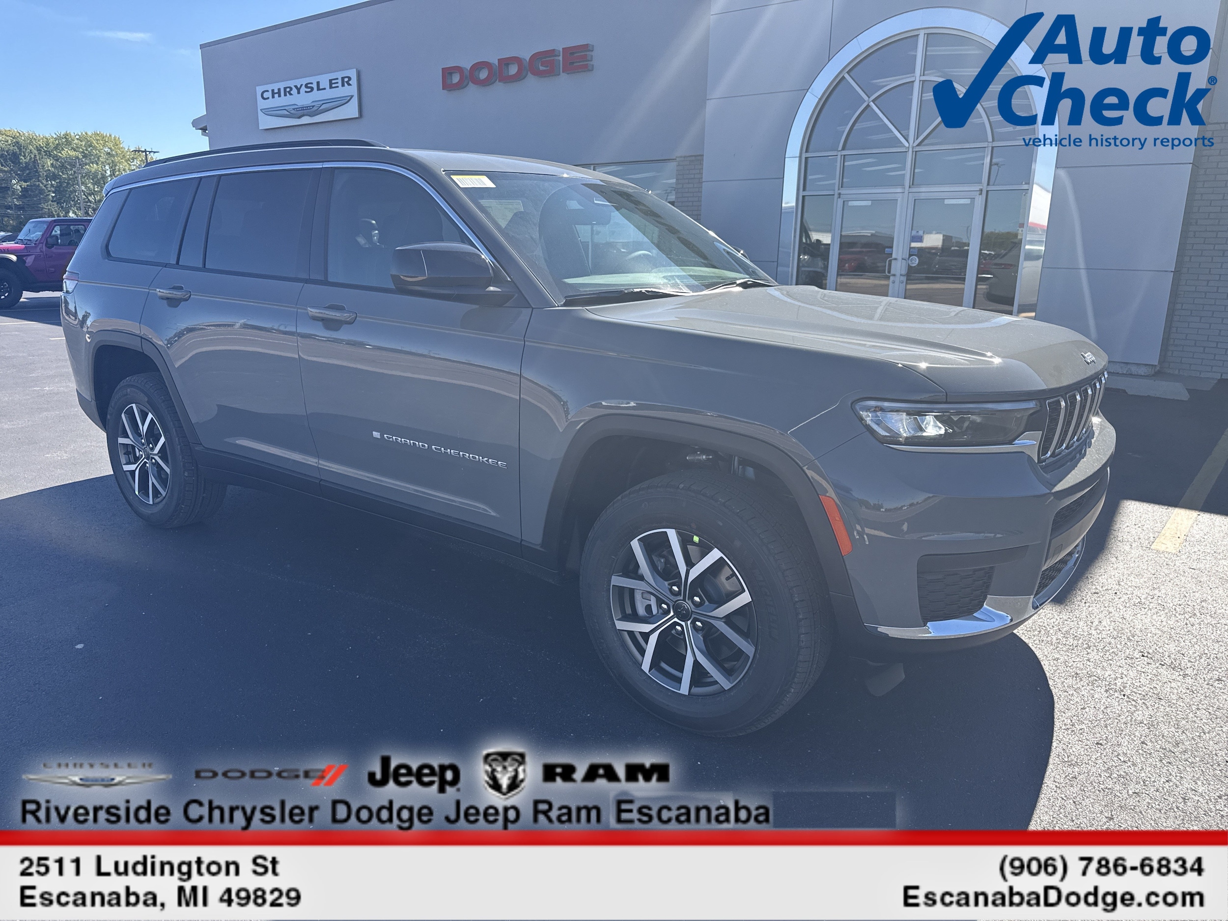 2027 Jeep Grand Cherokee L Laredo