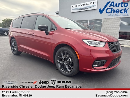 2026 Chrysler Pacifica Select Passenger Van