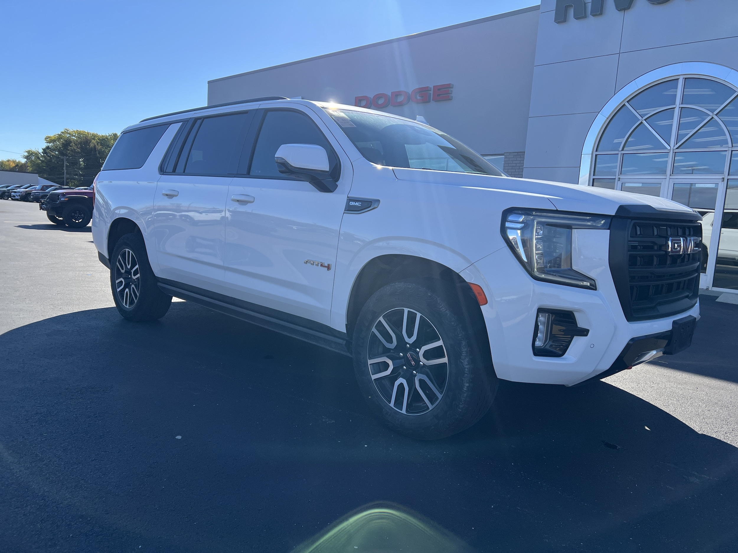 2023 GMC Yukon XL AT4