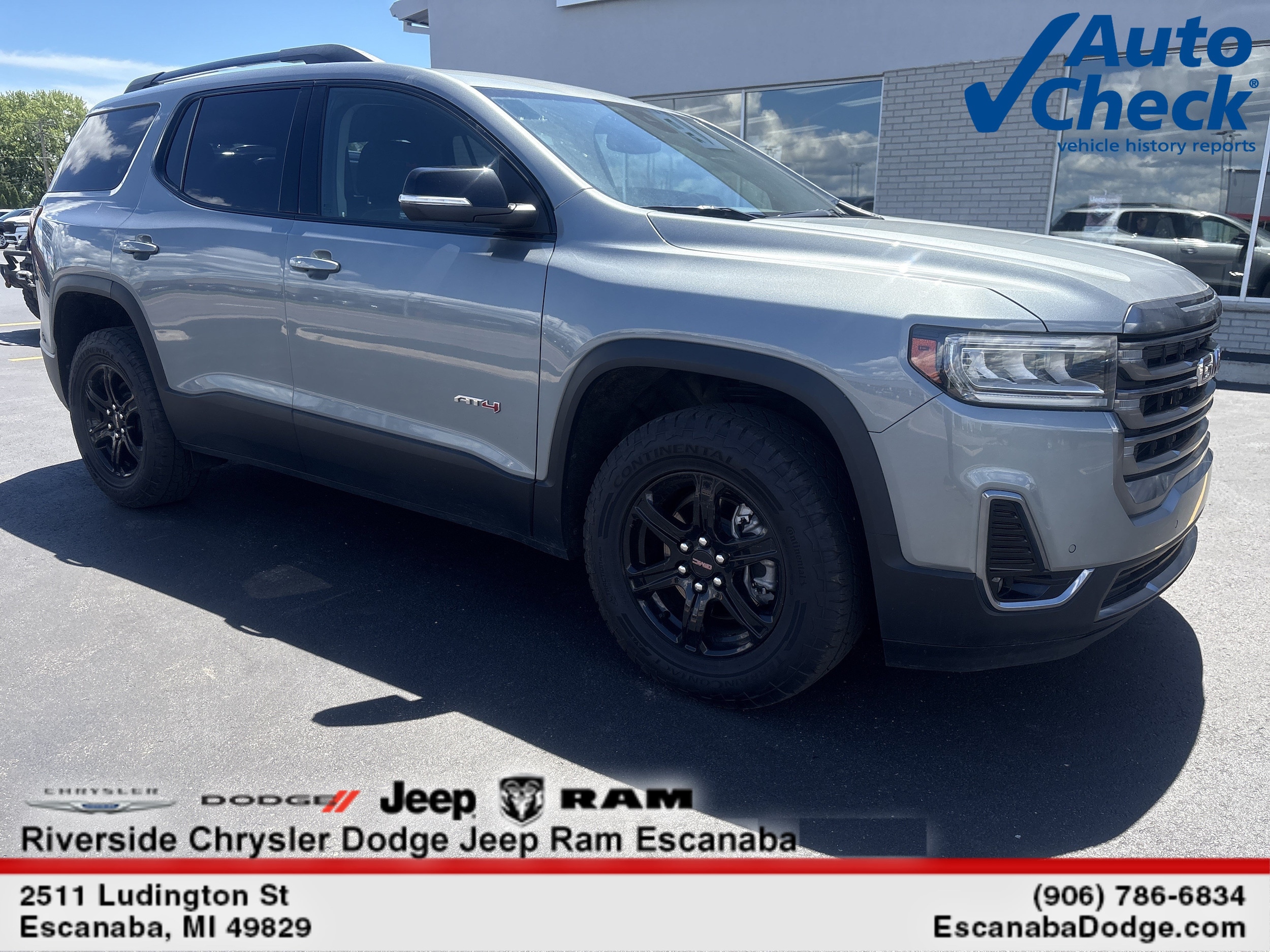 2023 GMC Acadia AT4
