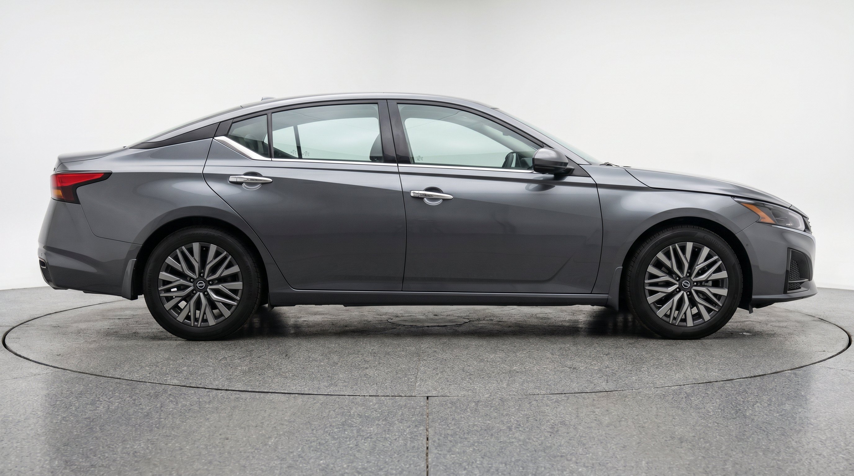 Thumbnail: 2025 Nissan Altima - 10