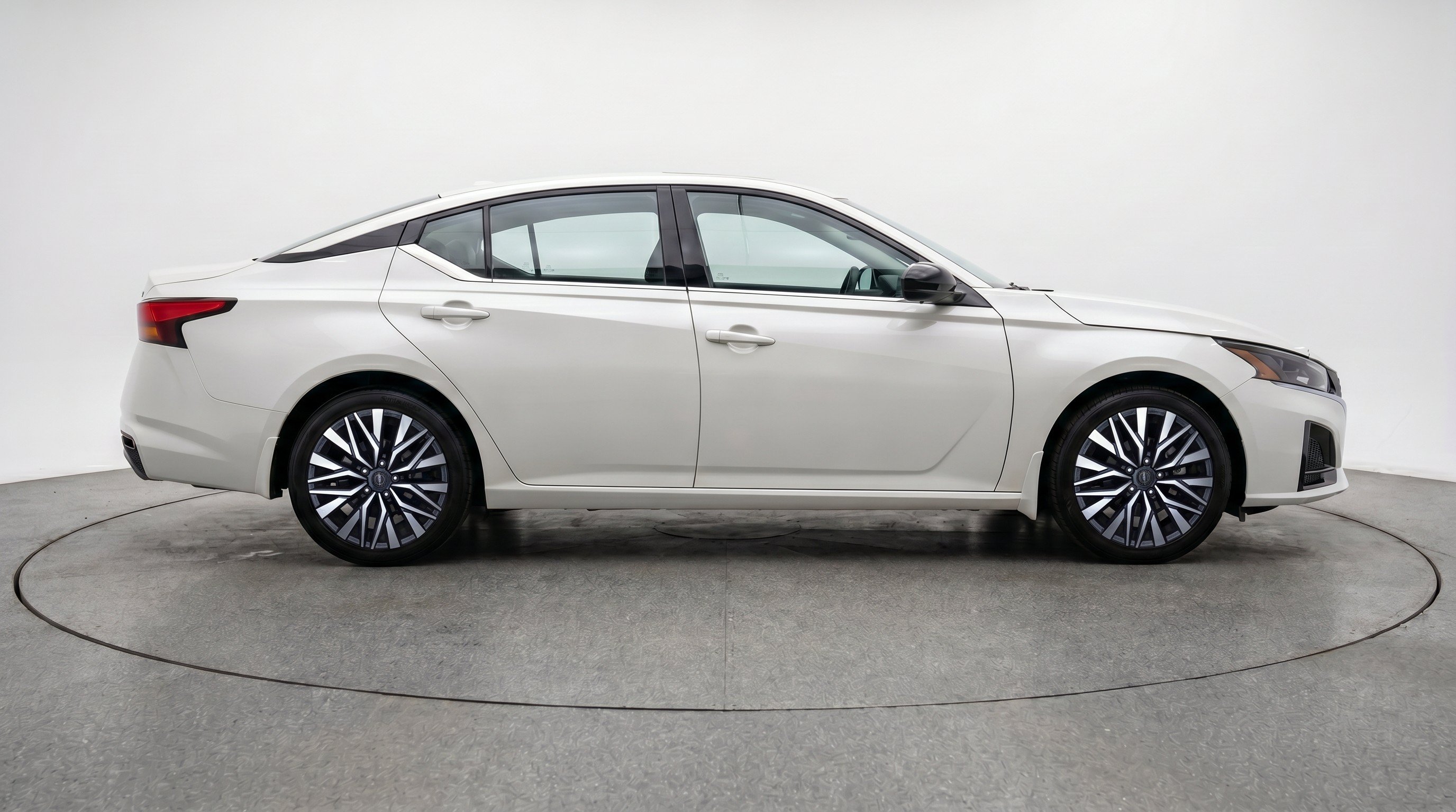 Thumbnail: 2026 Nissan Altima - 10