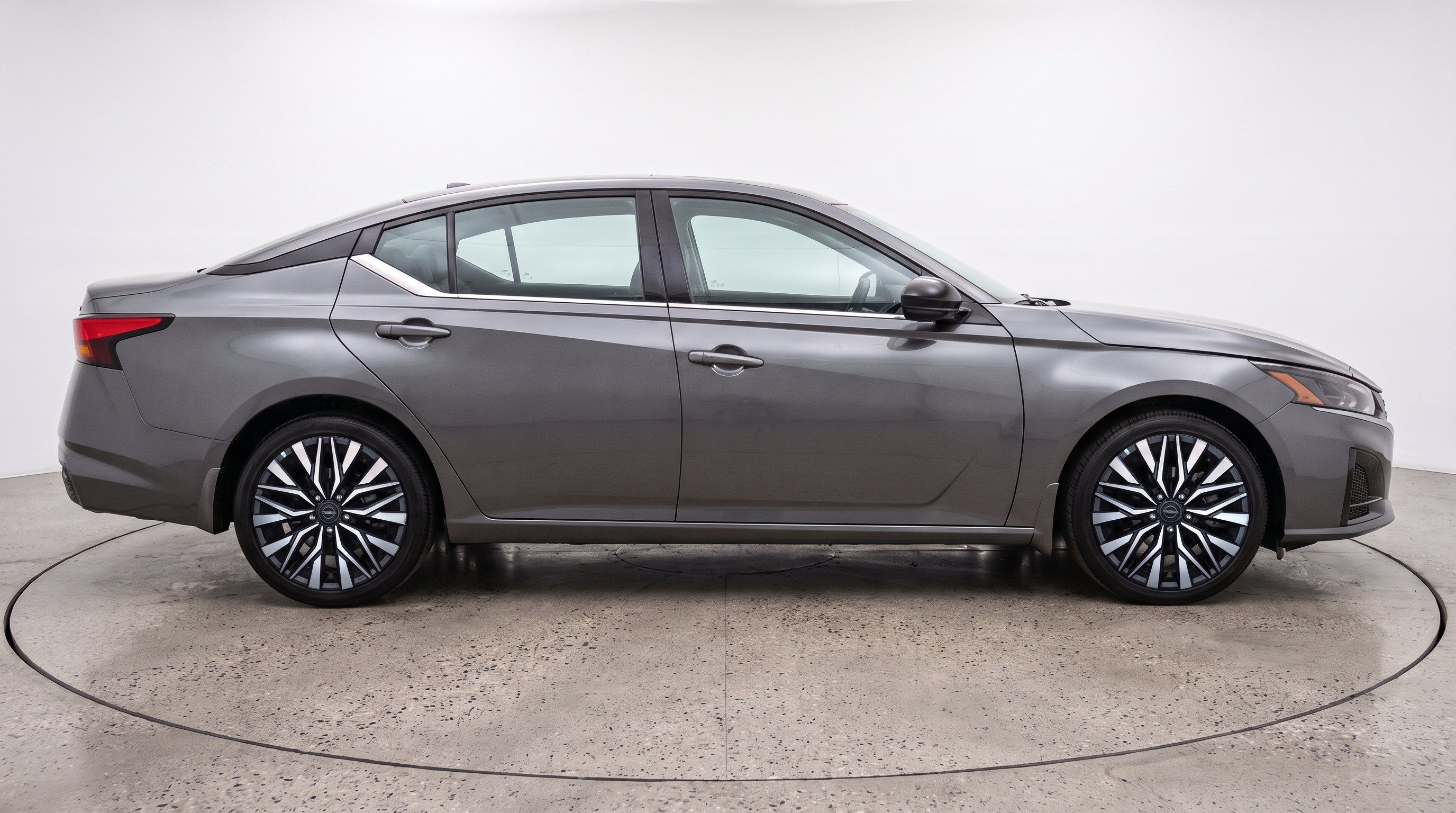 Thumbnail: 2025 Nissan Altima - 10