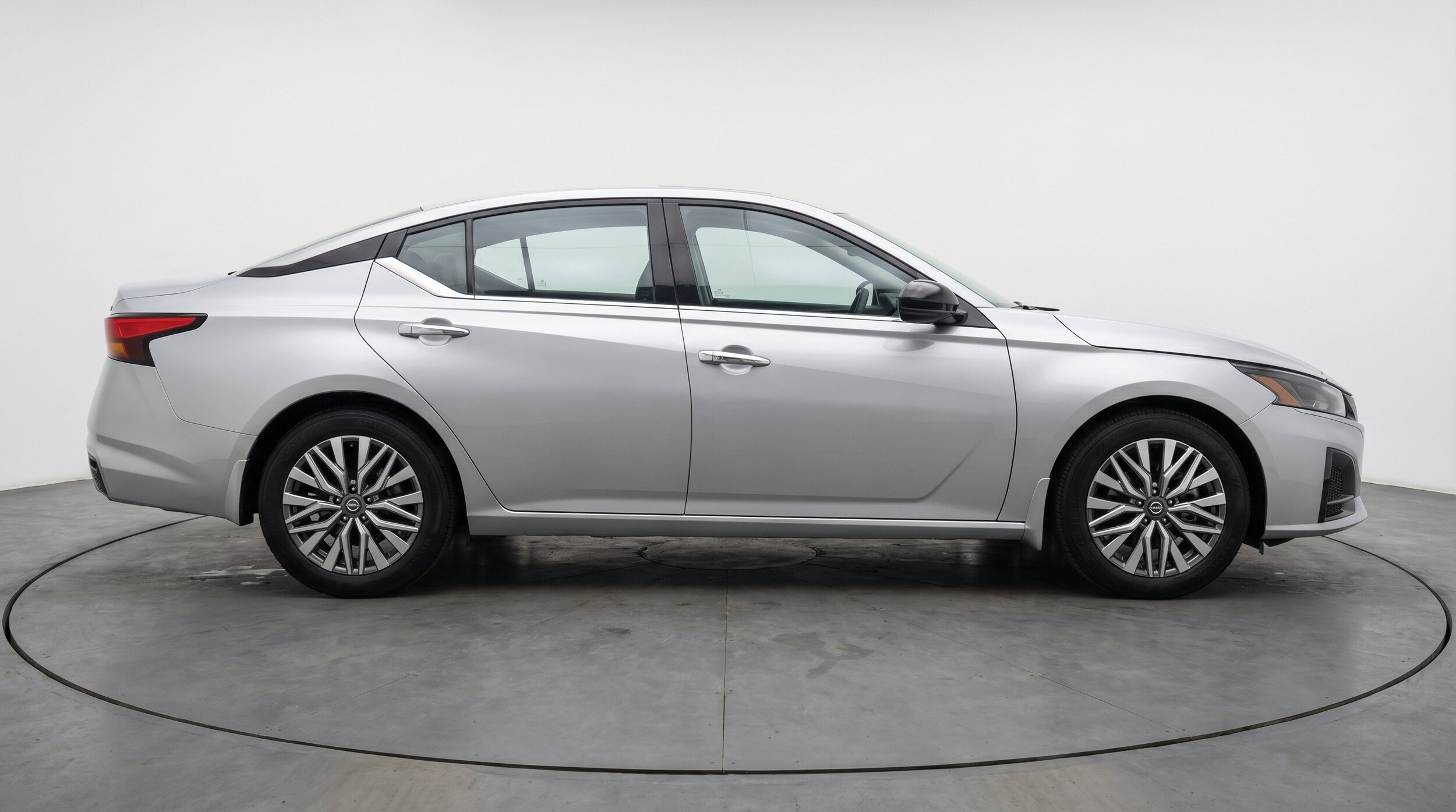 Thumbnail: 2026 Nissan Altima - 10