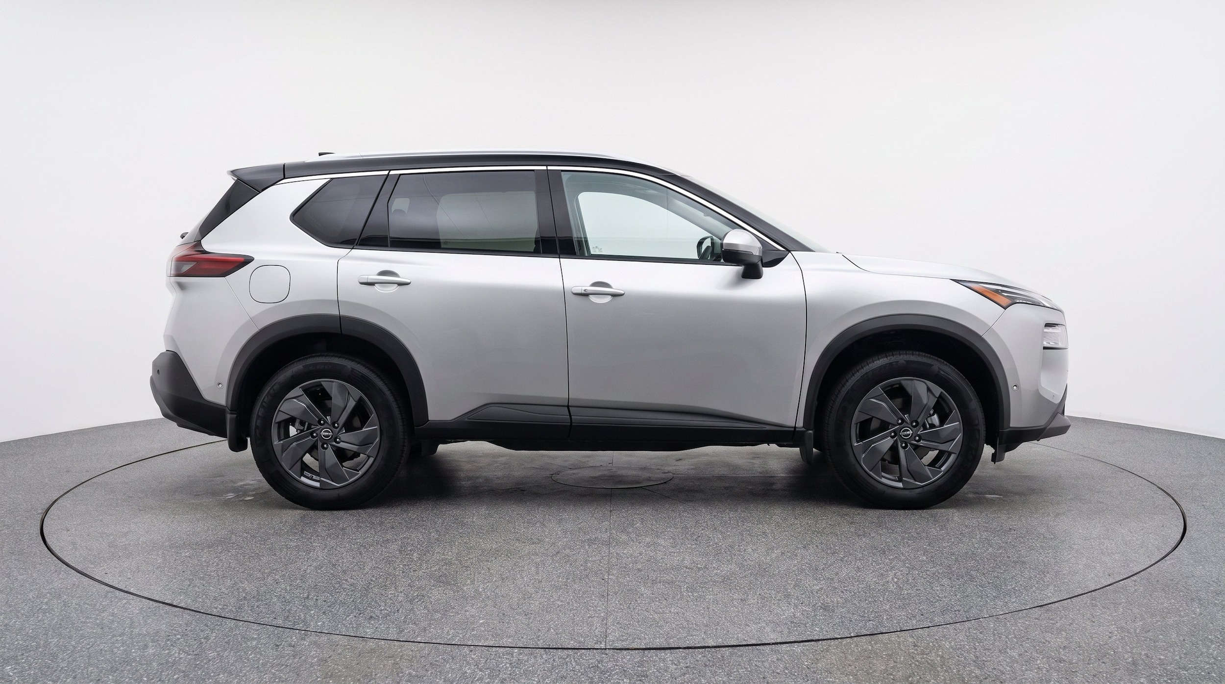 Thumbnail: 2025 Nissan Rogue - 10