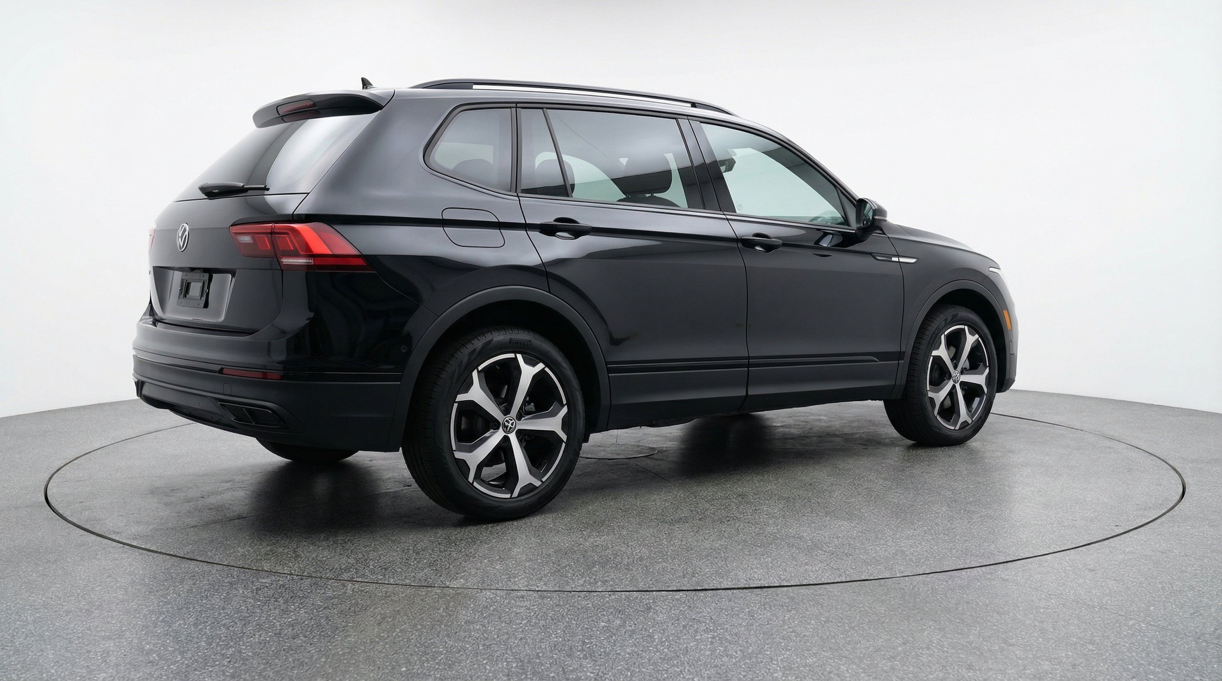 Thumbnail: 2026 Volkswagen Tiguan - 9