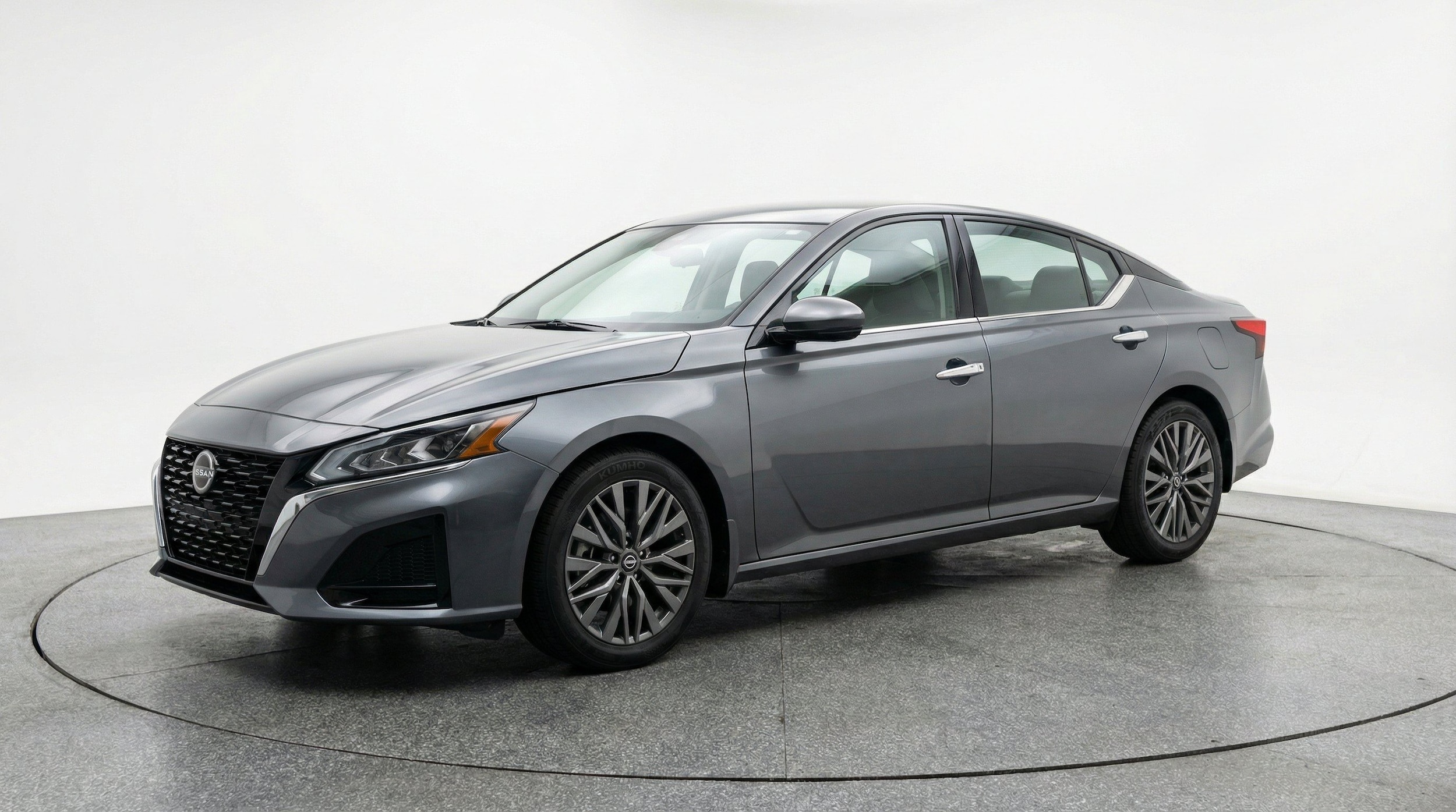 Thumbnail: 2025 Nissan Altima - 3