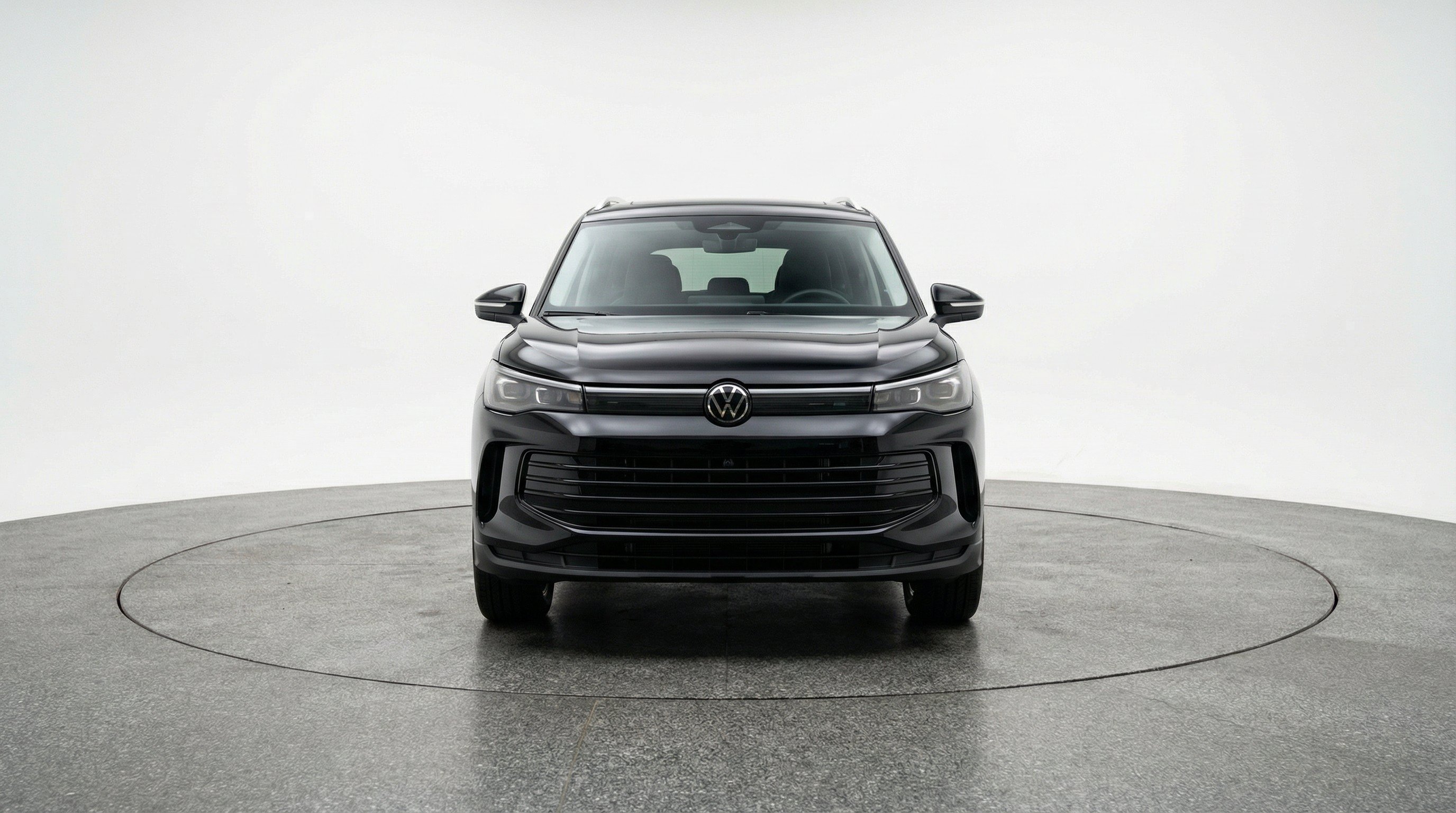 Thumbnail: 2026 Volkswagen Tiguan - 2