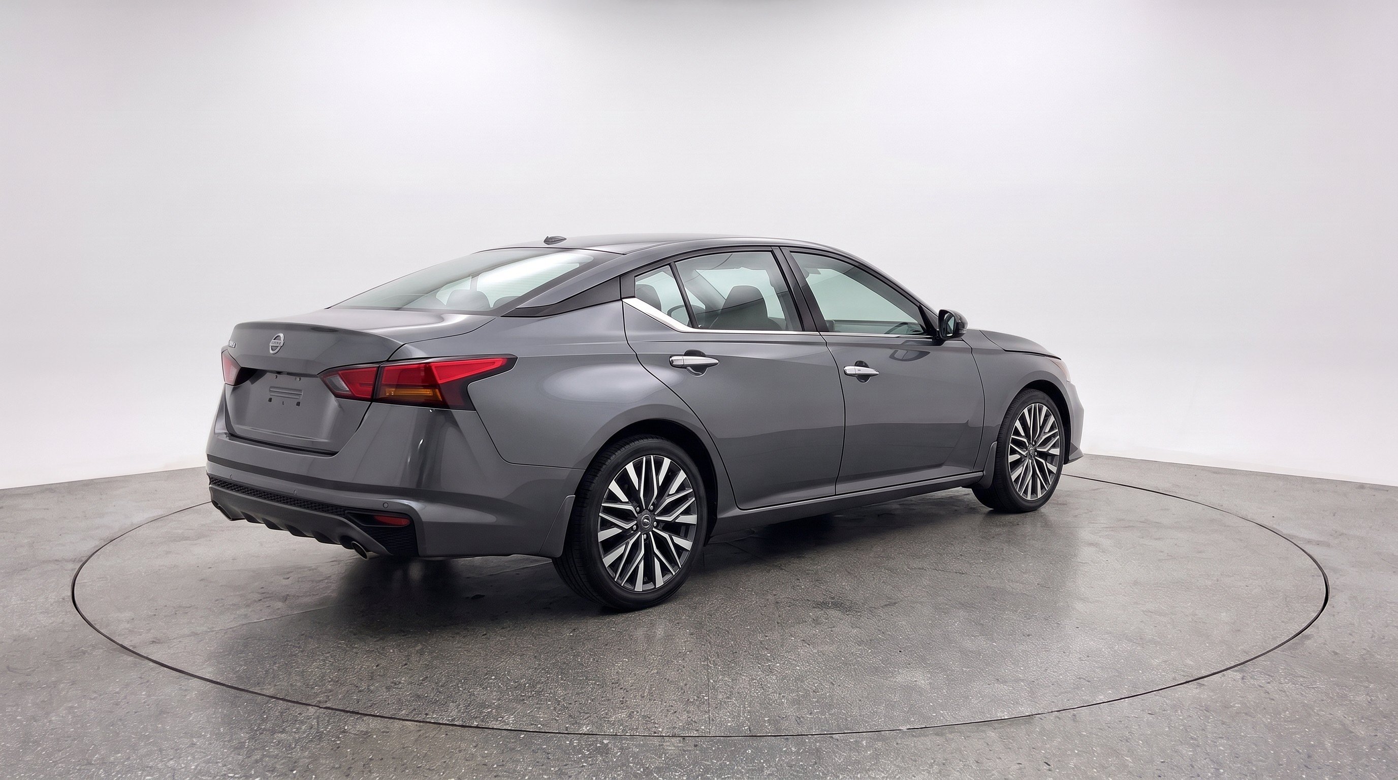 Thumbnail: 2025 Nissan Altima - 9
