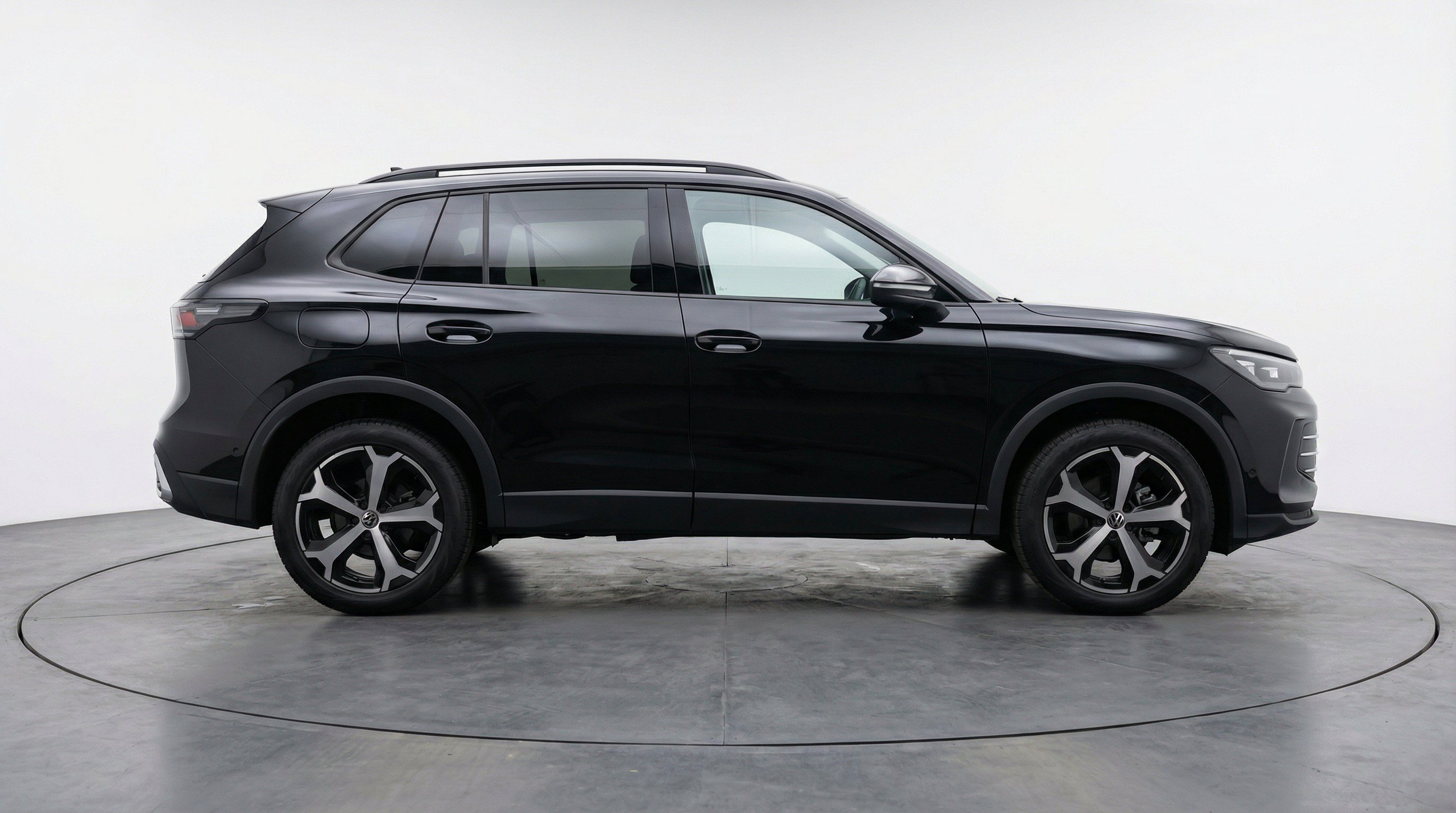 Thumbnail: 2026 Volkswagen Tiguan - 10