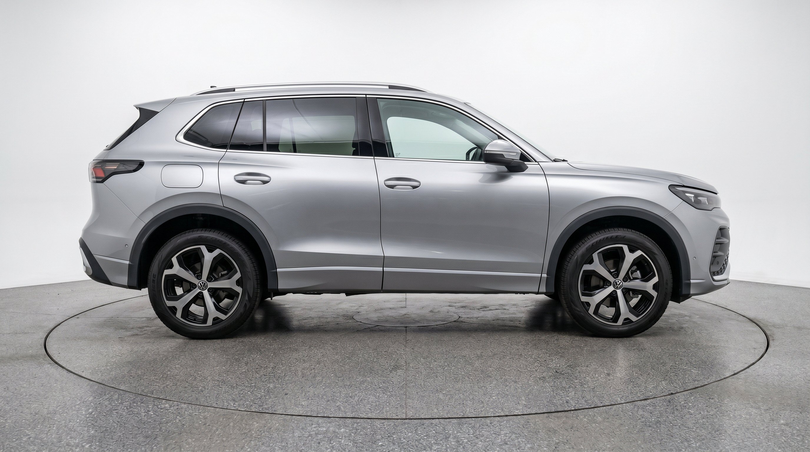 Thumbnail: 2026 Volkswagen Tiguan - 10