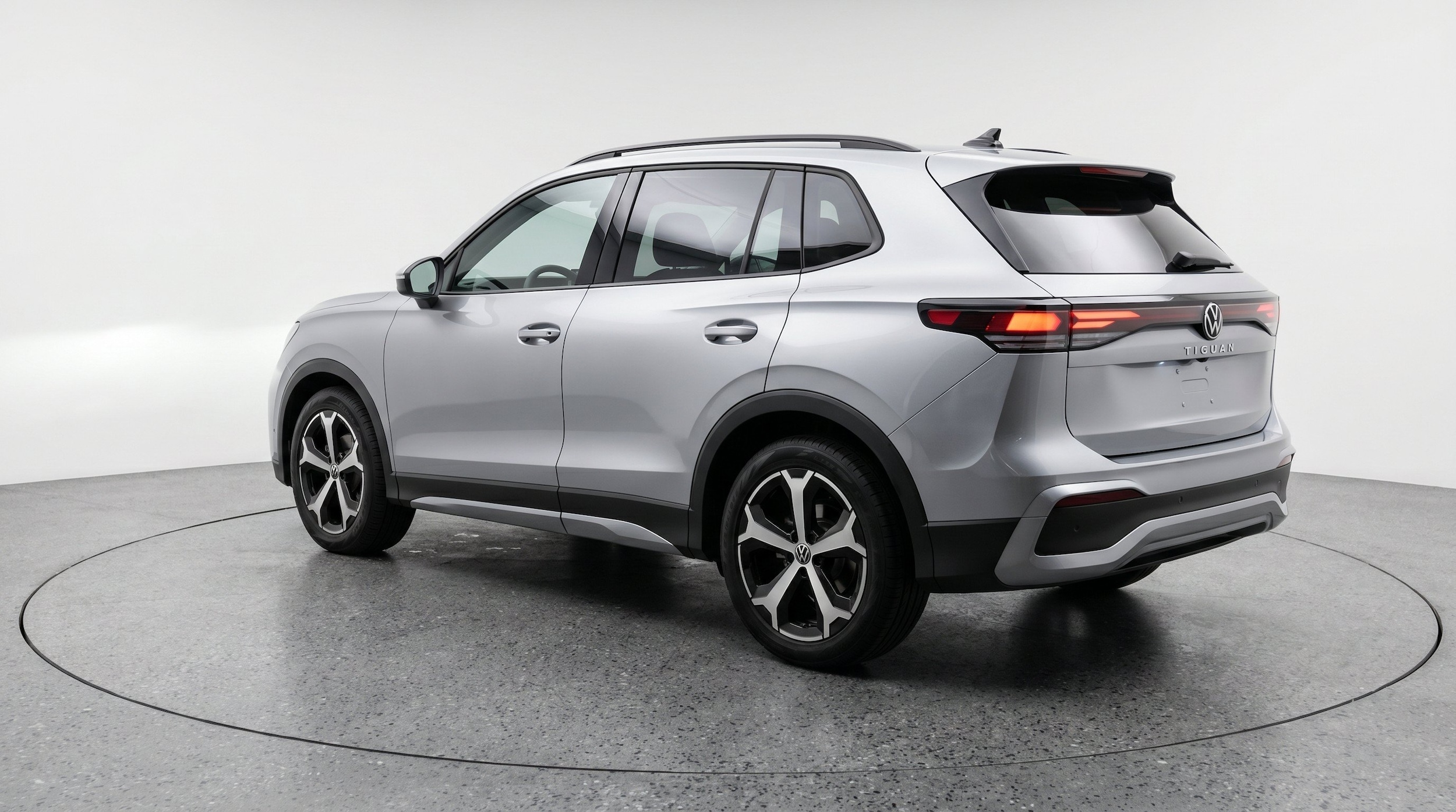 Thumbnail: 2026 Volkswagen Tiguan - 6