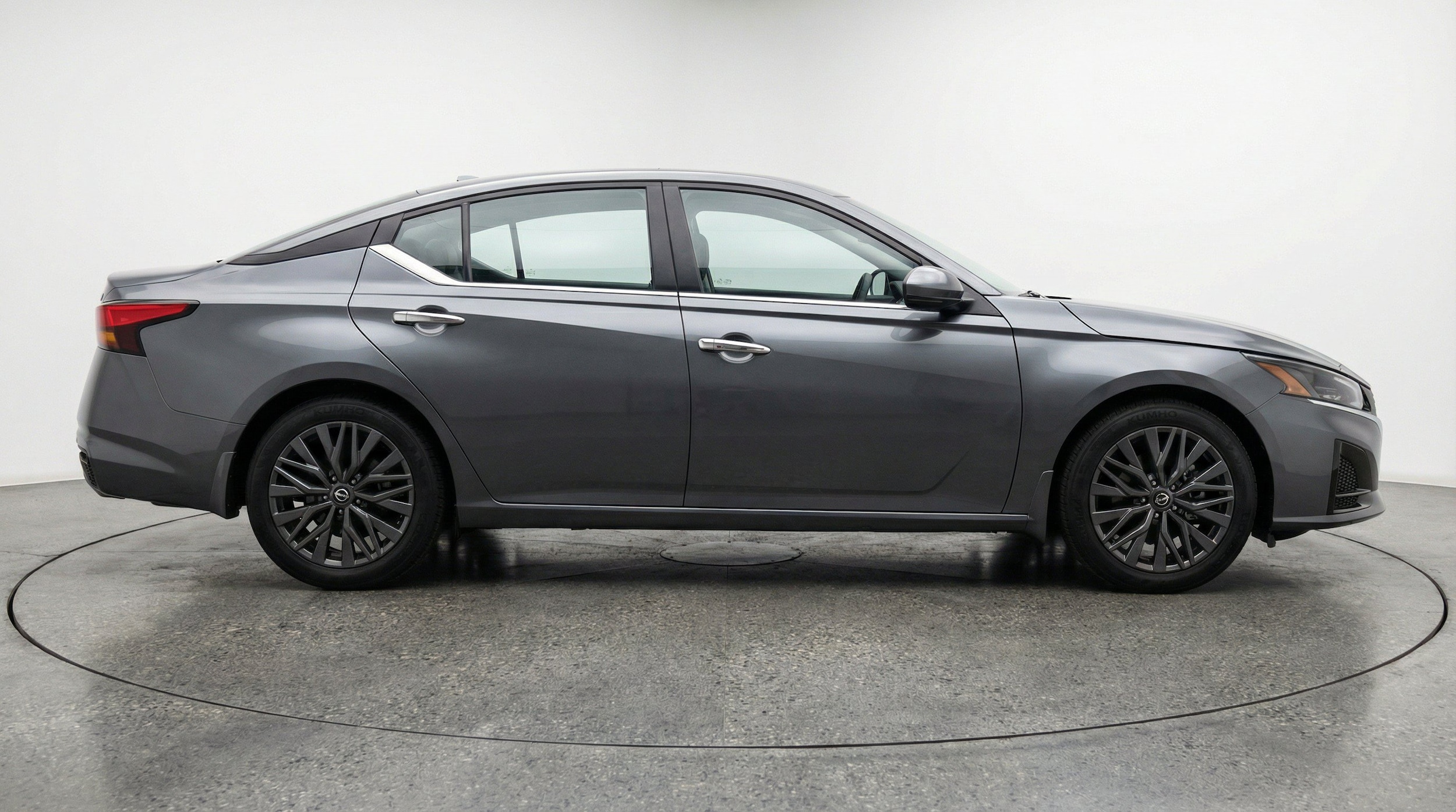 Thumbnail: 2025 Nissan Altima - 10