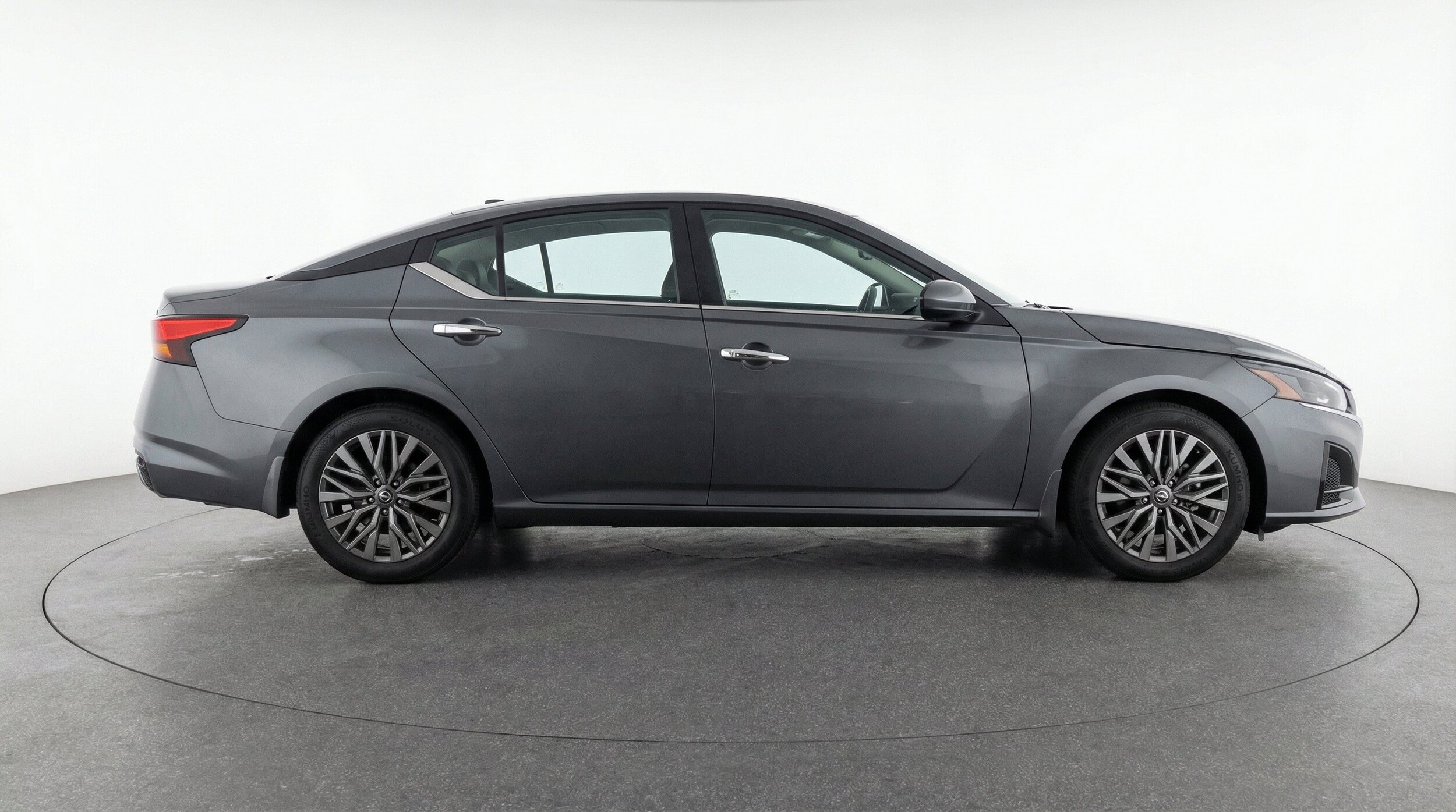 Thumbnail: 2025 Nissan Altima - 10