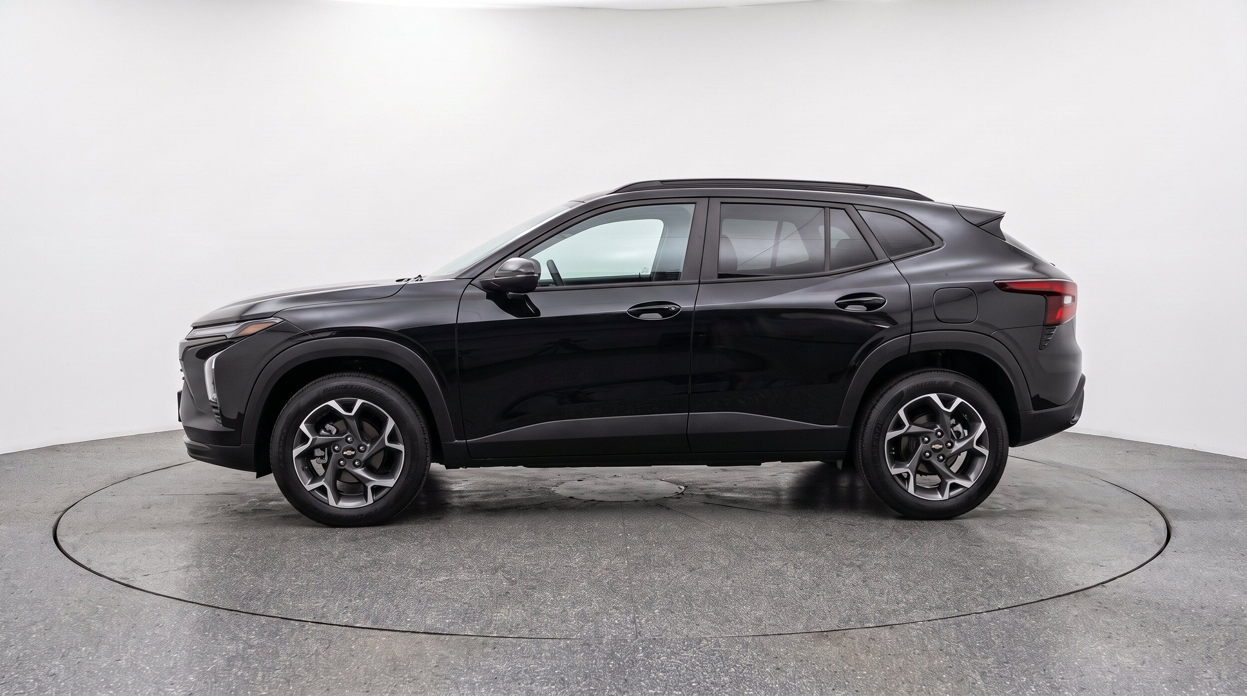 Thumbnail: 2025 Chevrolet Trax - 5