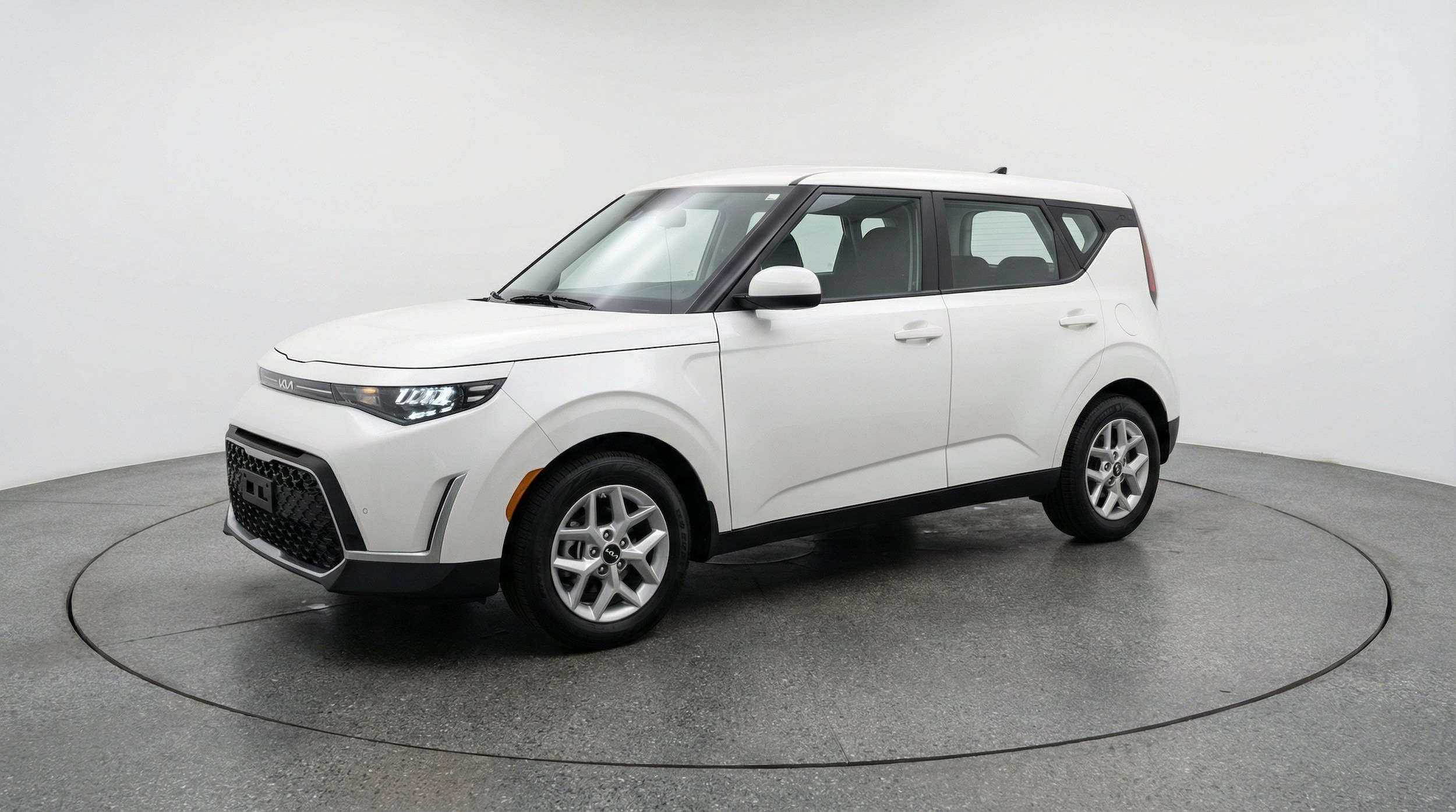 Thumbnail: 2025 Kia Soul - 3