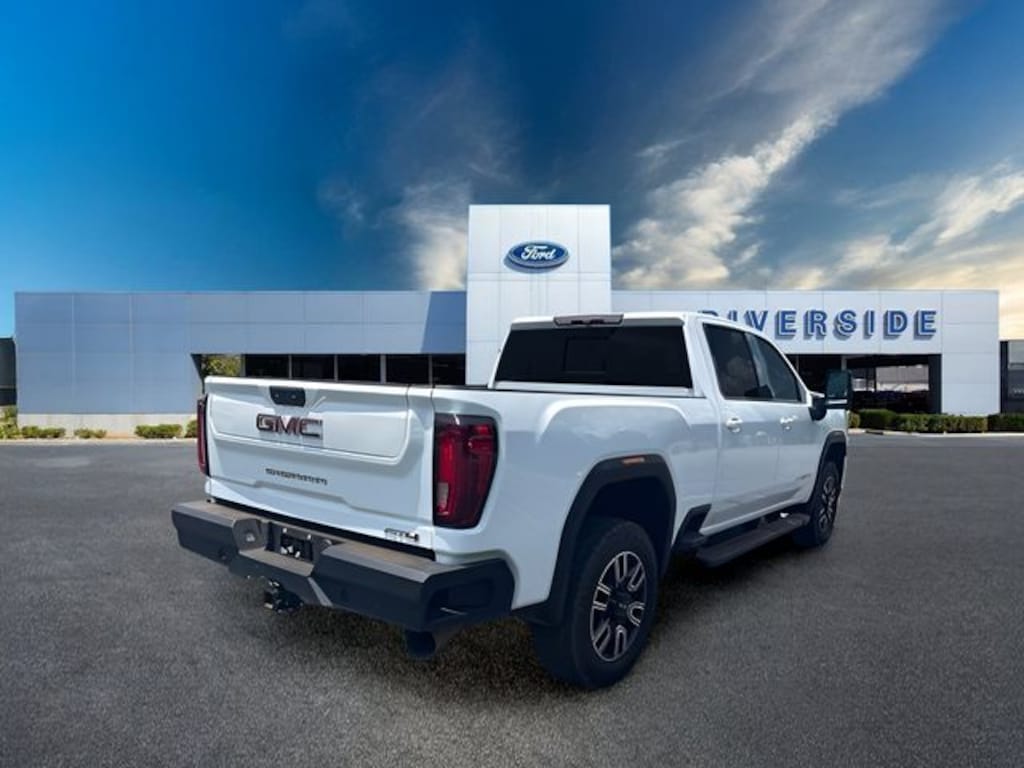Used 2023 GMC Sierra 2500 HD AT4 Truck Crew Cab