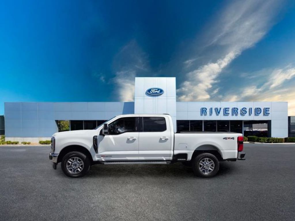 Used 2024 Ford F-350SD Lariat Truck