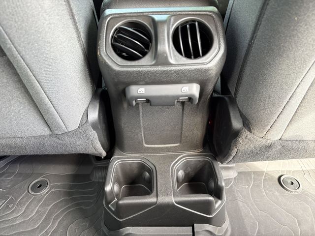 2025 Jeep Wrangler 4-Door Sport - Photo 16