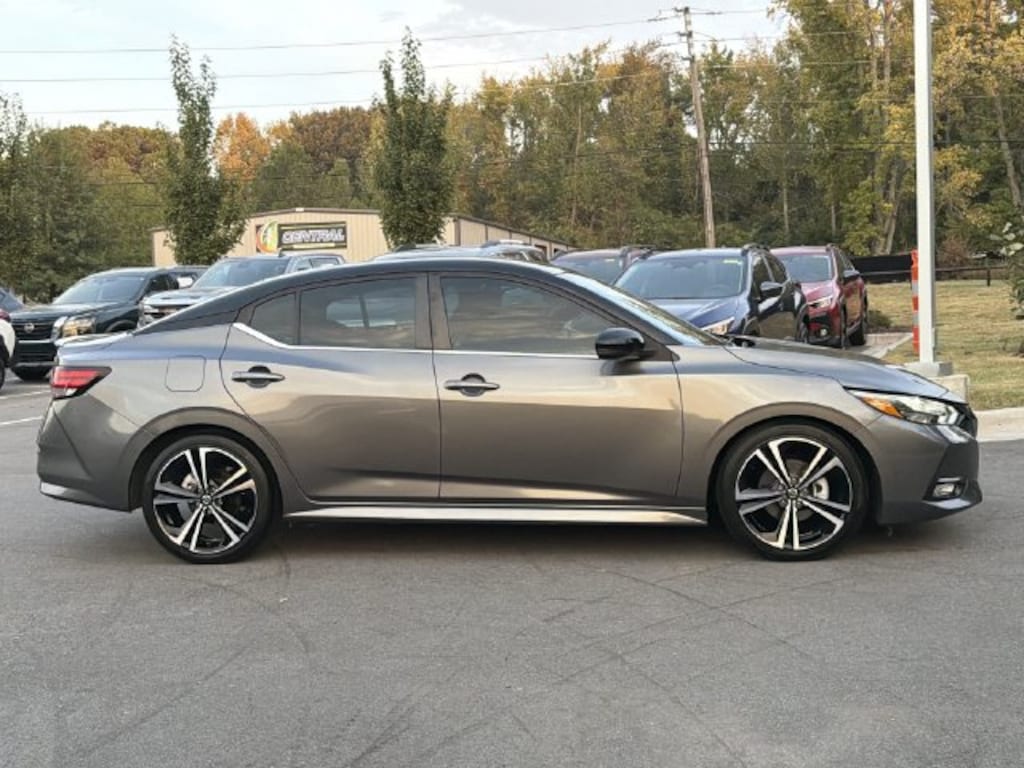Used 2021 Nissan Sentra SR Sedan