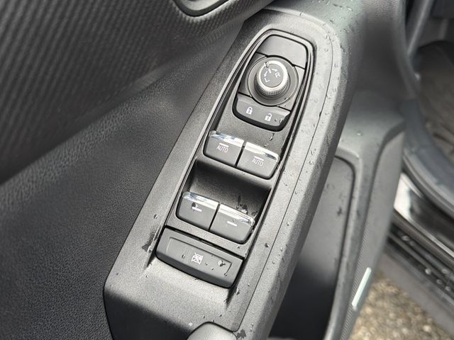 2025 Subaru Crosstrek Limited - Photo 24