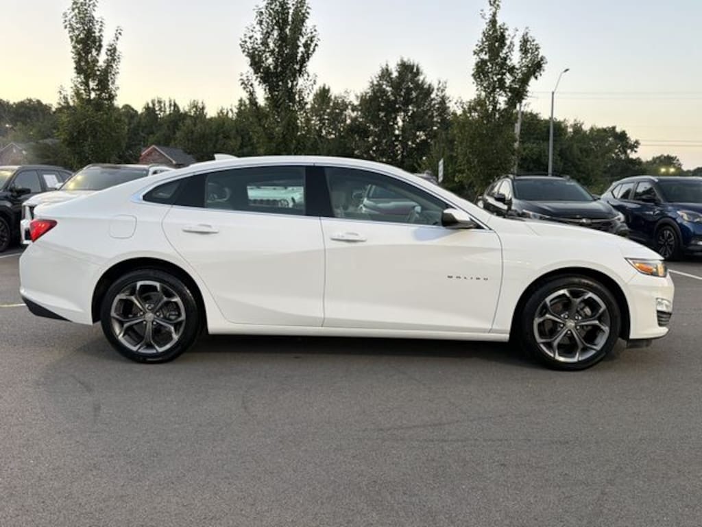 Used 2024 Chevrolet Malibu LT Sedan
