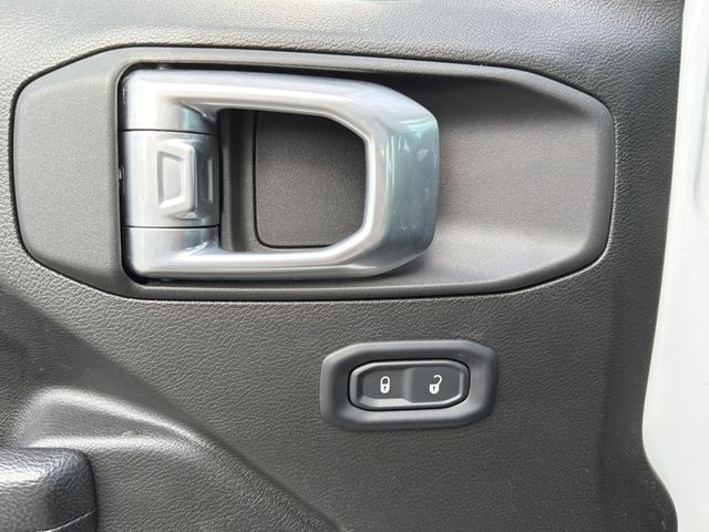 2025 Jeep Wrangler 4-Door Sport - Photo 18