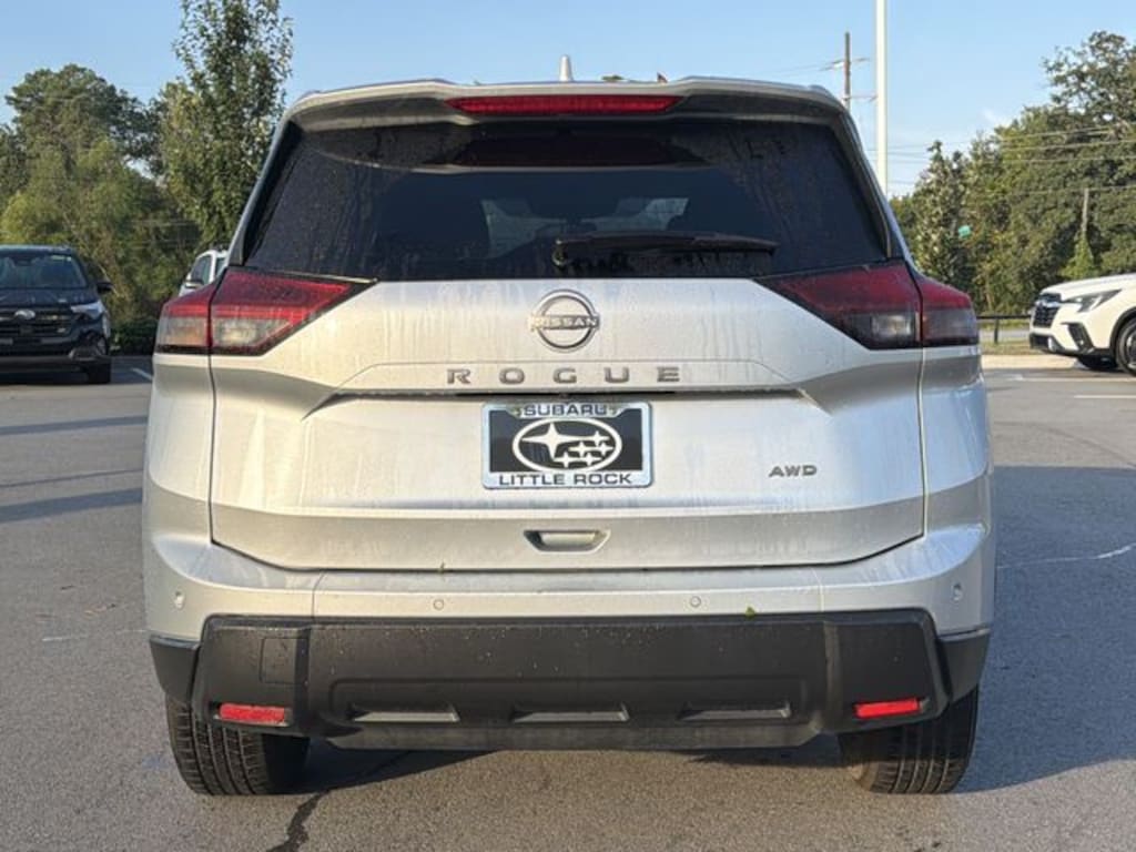 Used 2025 Nissan Rogue SV SUV