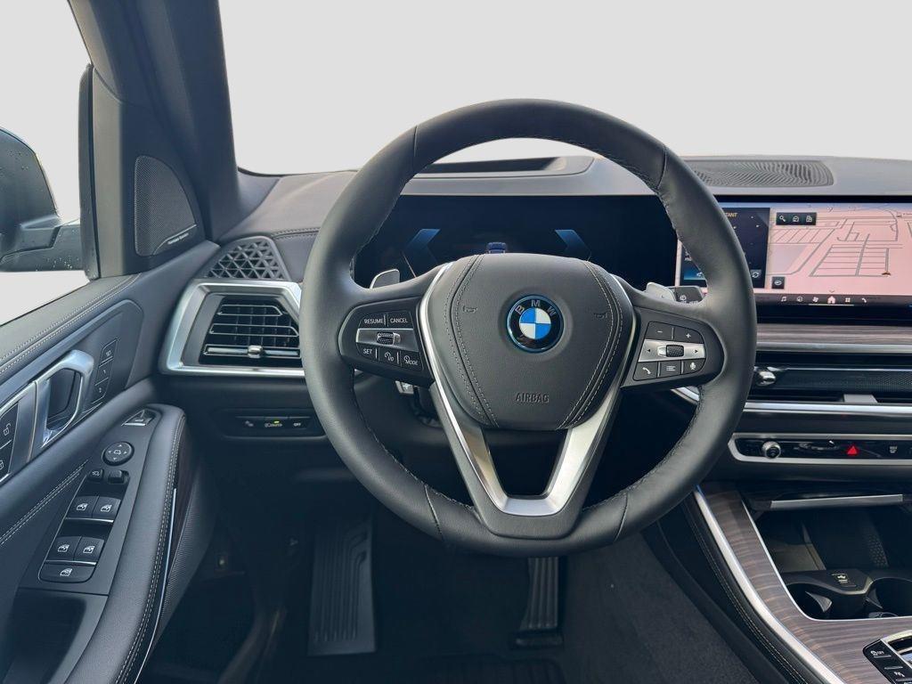 2026 BMW X5 50e - Photo 17