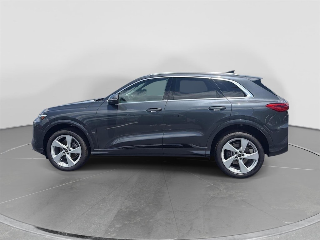 Used 2025 Audi Q5 2.0T Premium