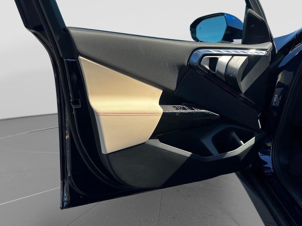2026 BMW X3 30 - Photo 11