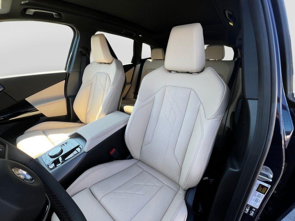 2026 BMW X3 30 - Photo 12