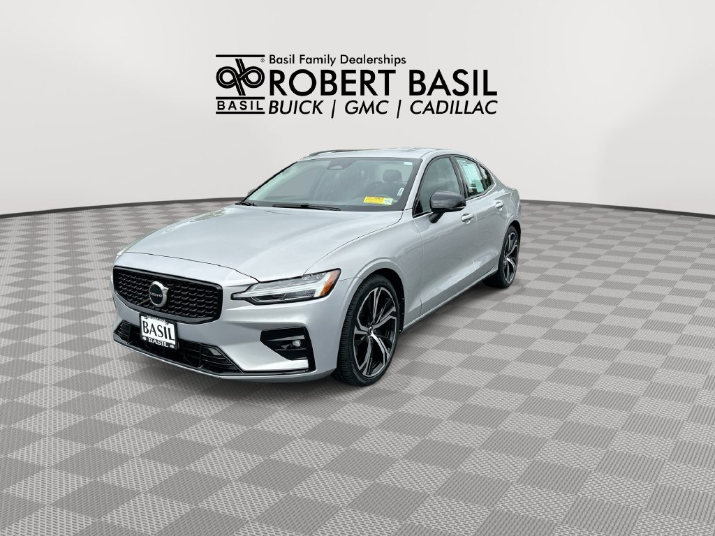 Used 2024 Volvo S60 B5 Core Dark Theme Sedan
