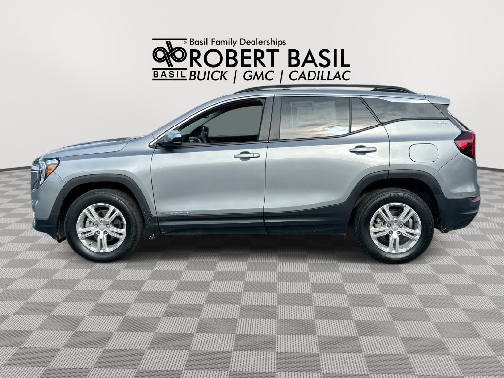 Used 2024 GMC Terrain SLE SUV