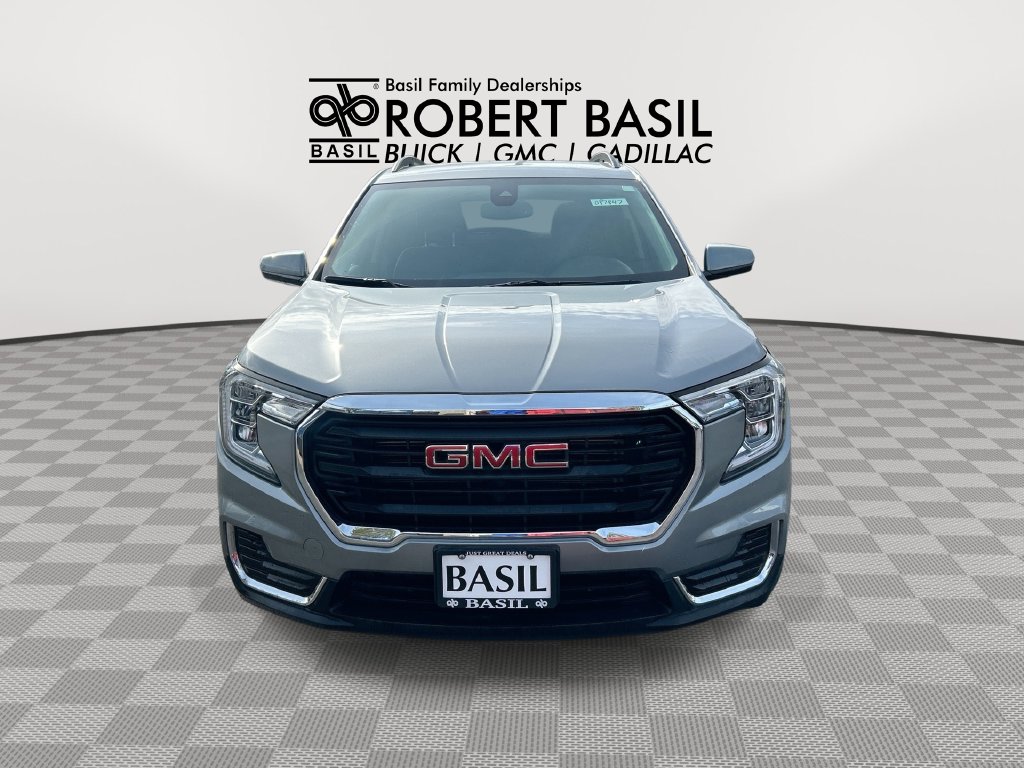 Used 2024 GMC Terrain SLE SUV