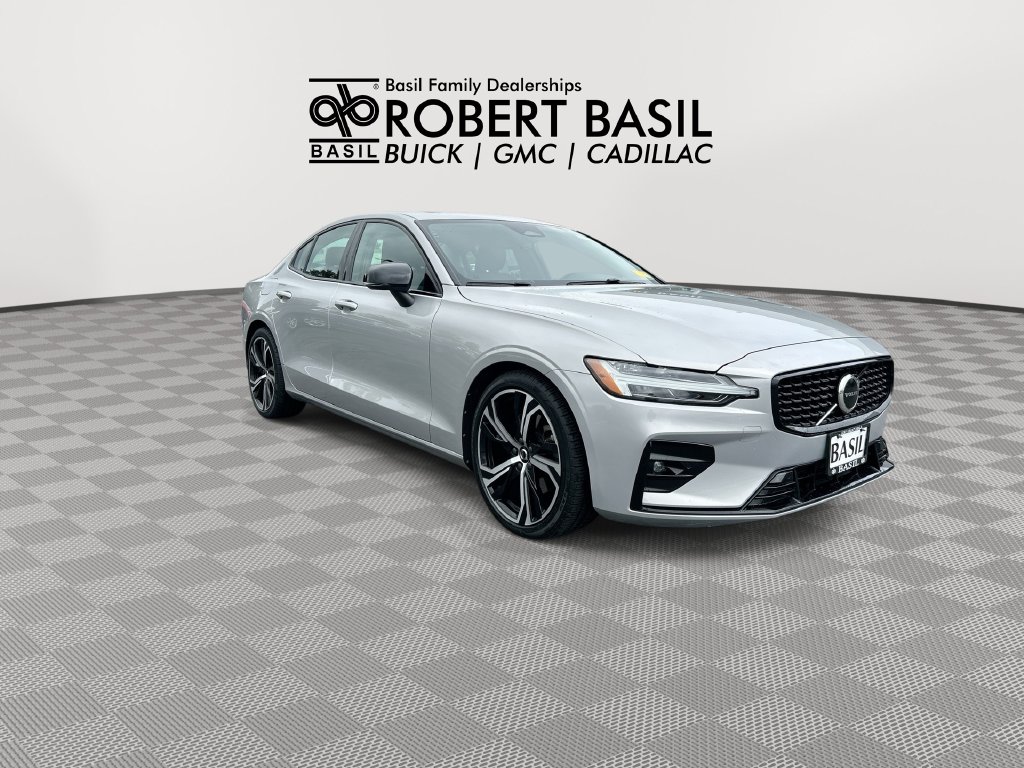 Used 2024 Volvo S60 B5 Core Dark Theme Sedan