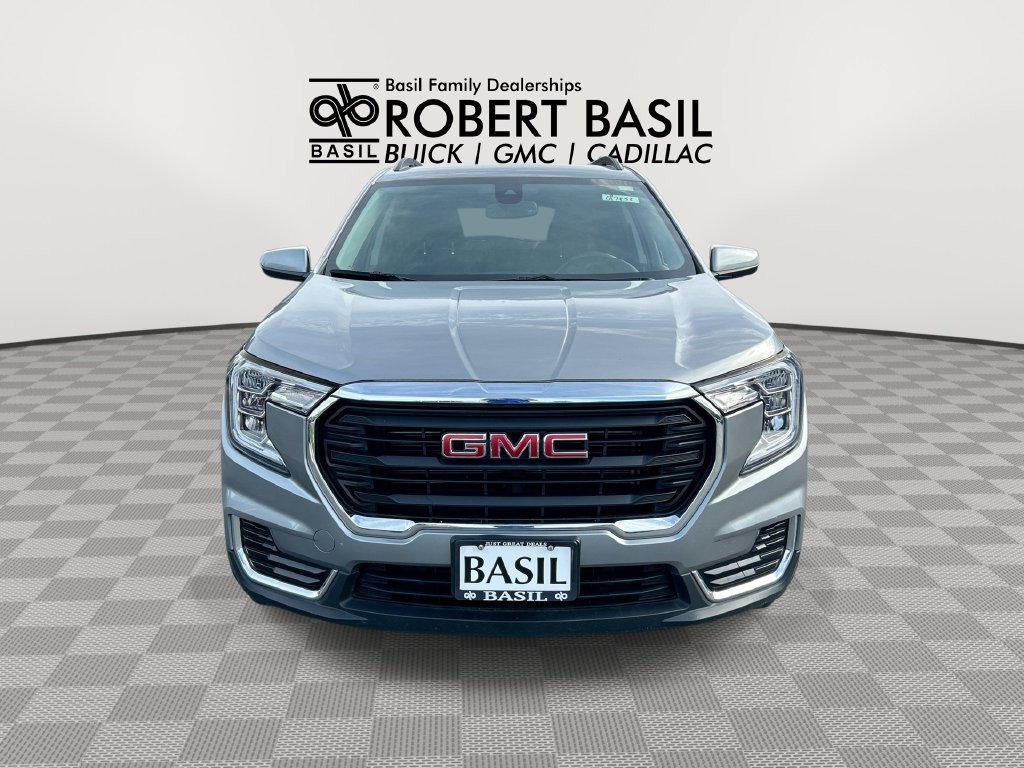 Used 2024 GMC Terrain SLE SUV