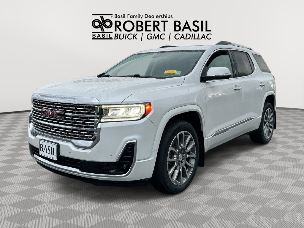 2023 GMC Acadia Denali
