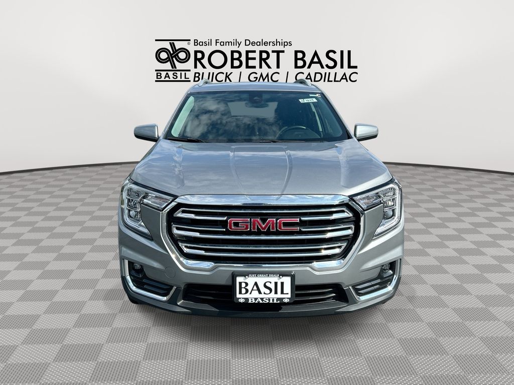 Used 2024 GMC Terrain SLT SUV