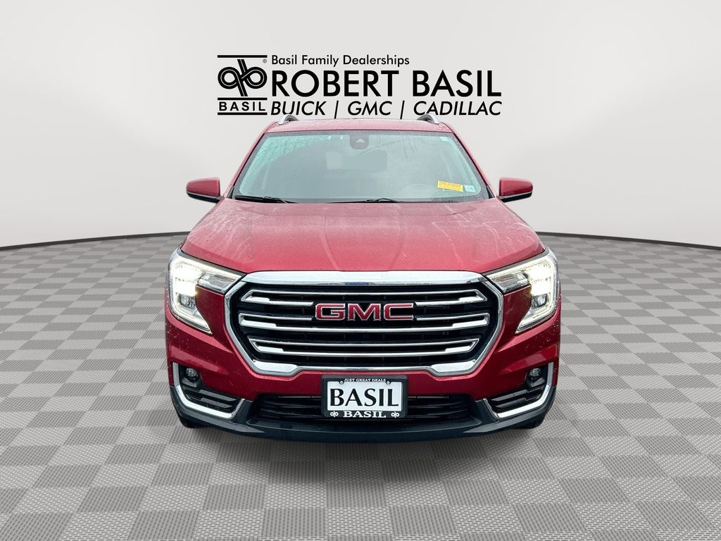 Used 2024 GMC Terrain SLT SUV