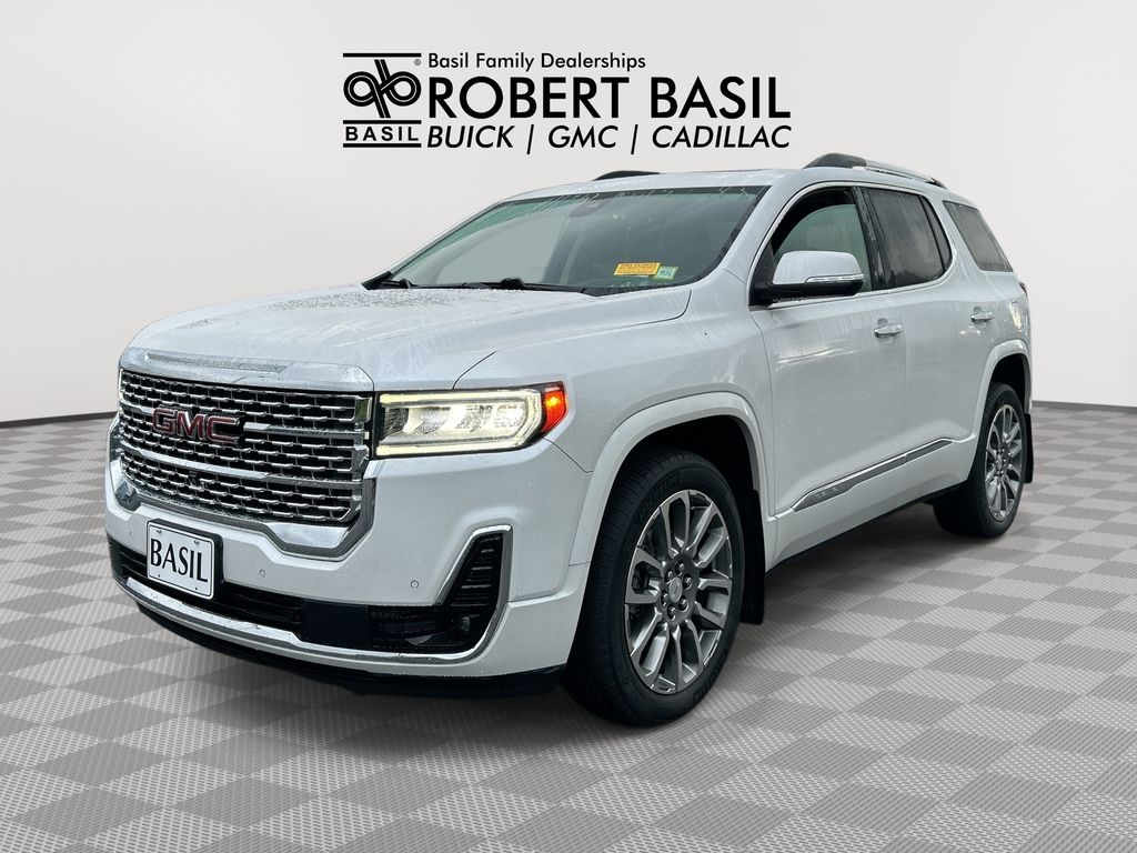 2023 GMC Acadia Denali
