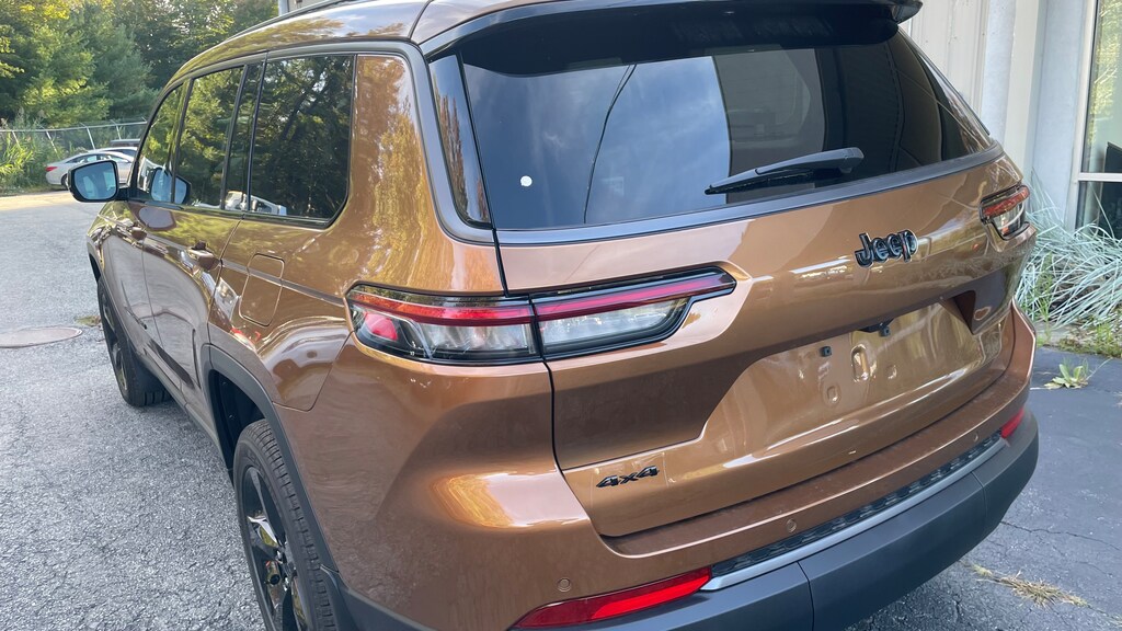 New 2027 Jeep Grand Cherokee Limited Sport Utility