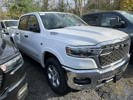 2026 Ram 1500 Big Horn 4x4 Crew Cab 57 Box Pickup
