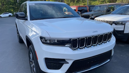 2027 Jeep Grand Cherokee Laredo X Sport Utility