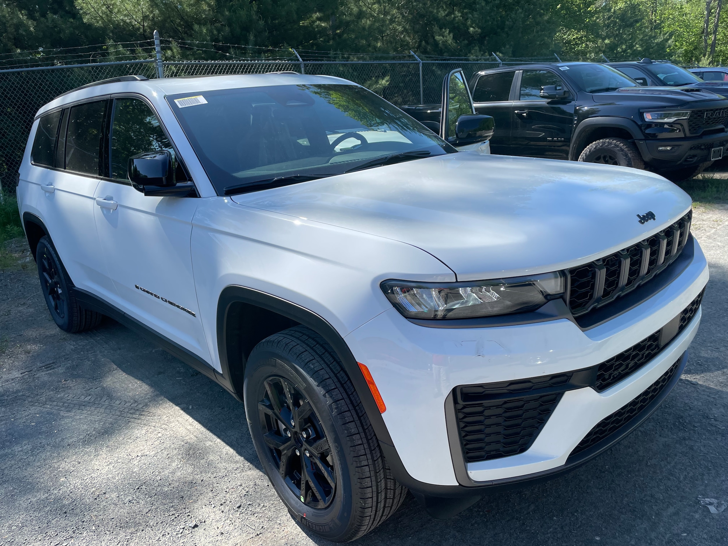 2026 Jeep Grand Cherokee Laredo
