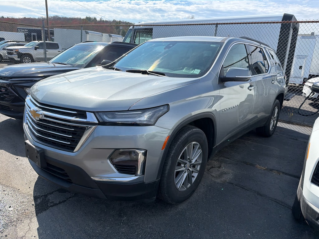 Used 2023 Chevrolet Traverse LT Cloth w/1LT SUV